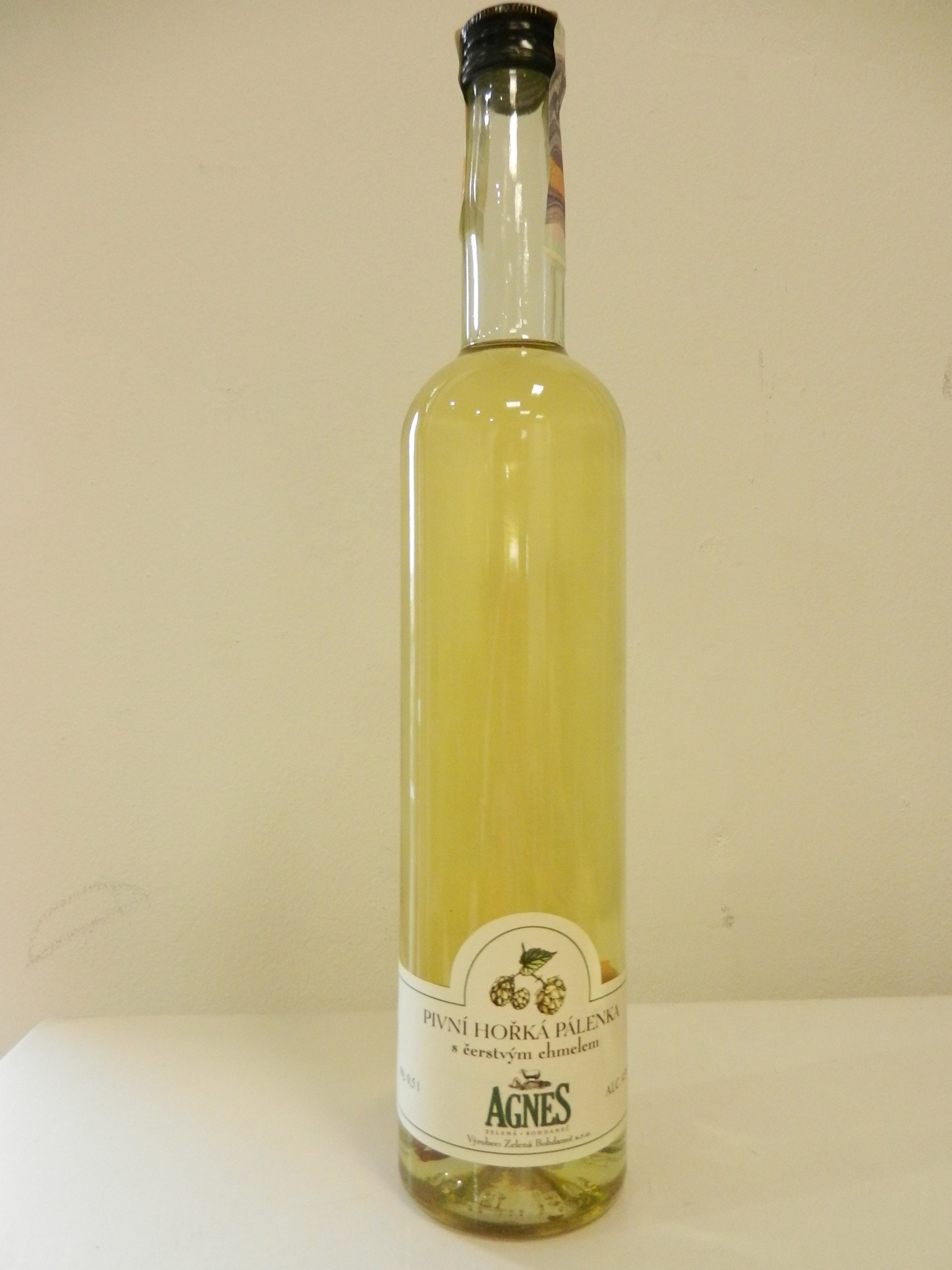 Pivní hořká pálenka s čerstvým chmelem, 0,5l - 45% alc.