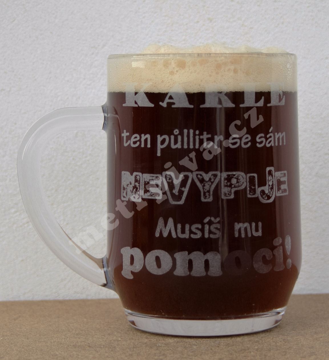 Vypij si mě - pivní půllitr - 0,5l